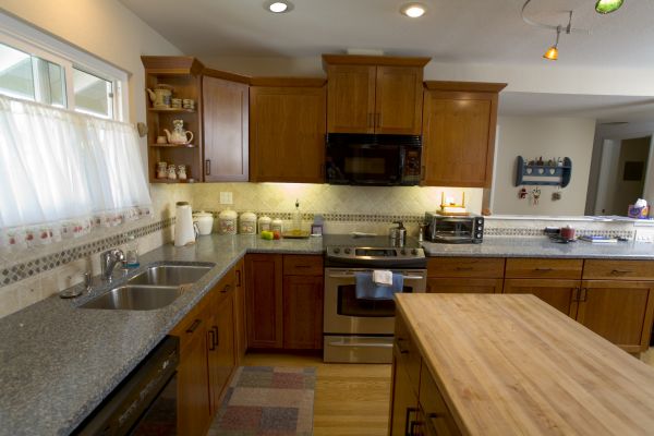Cherry Cabinet Remodeling in Boca Raton
